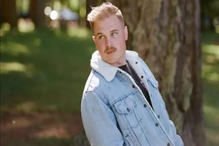 Zach Bryans Net Worth