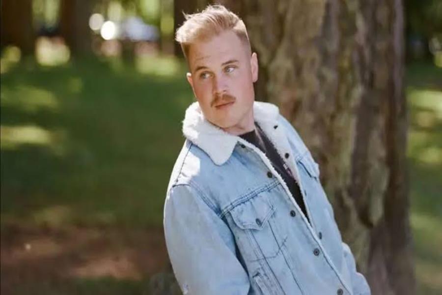 Zach Bryans Net Worth