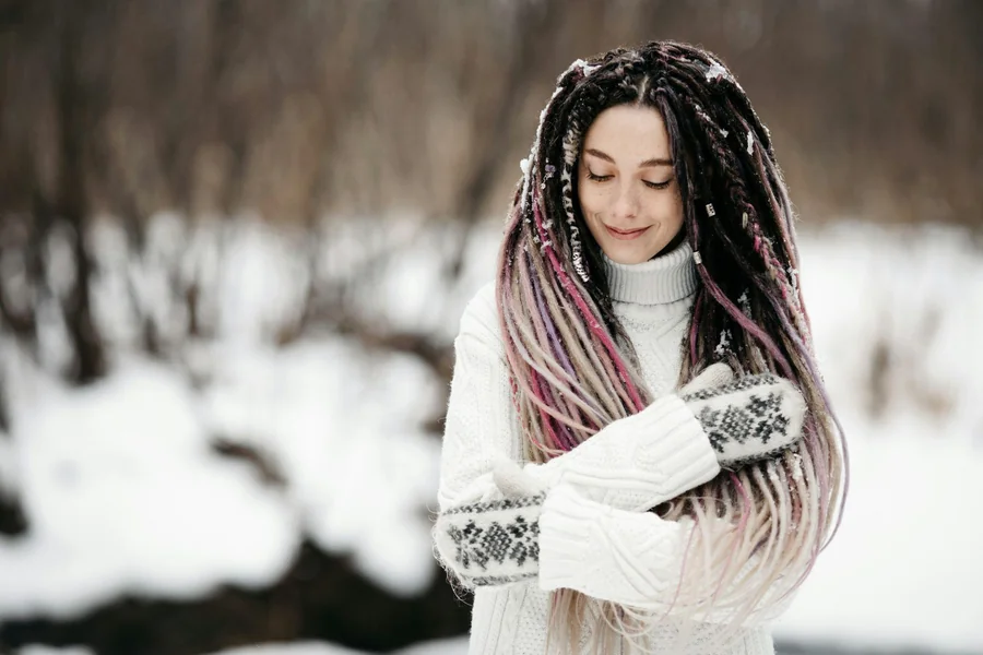 Wear Light Colors in Winter